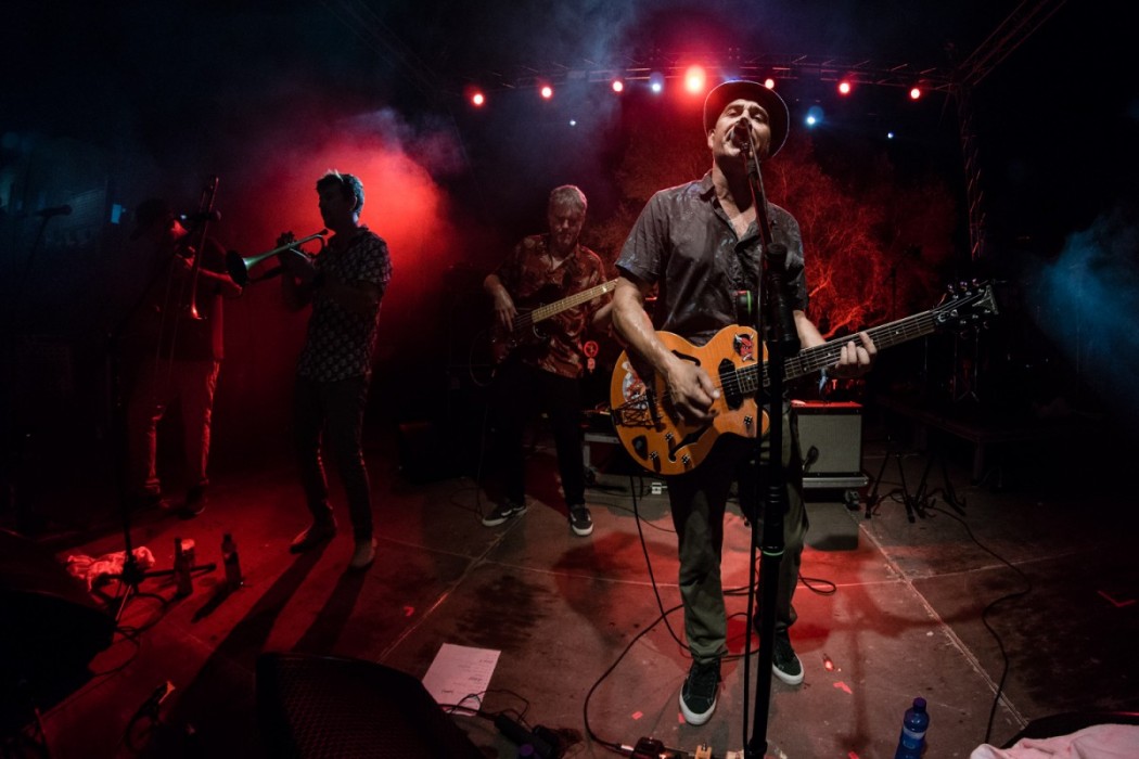 Dinamo en Mobofest: Concierto de Dinamo en el MoboFest 2019 - Luis Sergio Carrera, fotógrafo freelance Mallorca