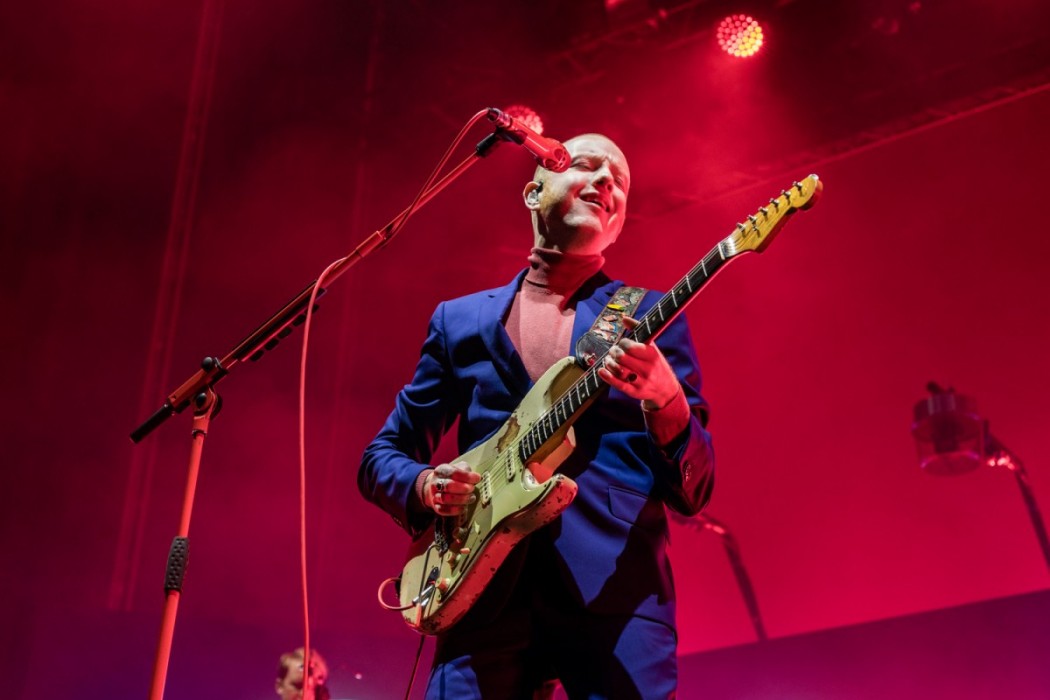 TWO DOOR CINEMA CLUB: Two Door Cinema Club en el Mallorca Live Festival 2019 - Luis Sergio Carrera, fotógrafo freelance Mallorca