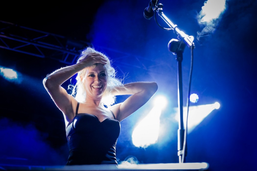 VIVE LA FÊTE: Concierto de Vive la Fête en el Fest Ciutat 2019 - Luis Sergio Carrera, fotógrafo freelance Mallorca