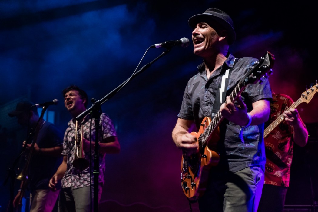 Dinamo en Mobofest: Concierto de Dinamo en el MoboFest 2019 - Luis Sergio Carrera, fotógrafo freelance Mallorca