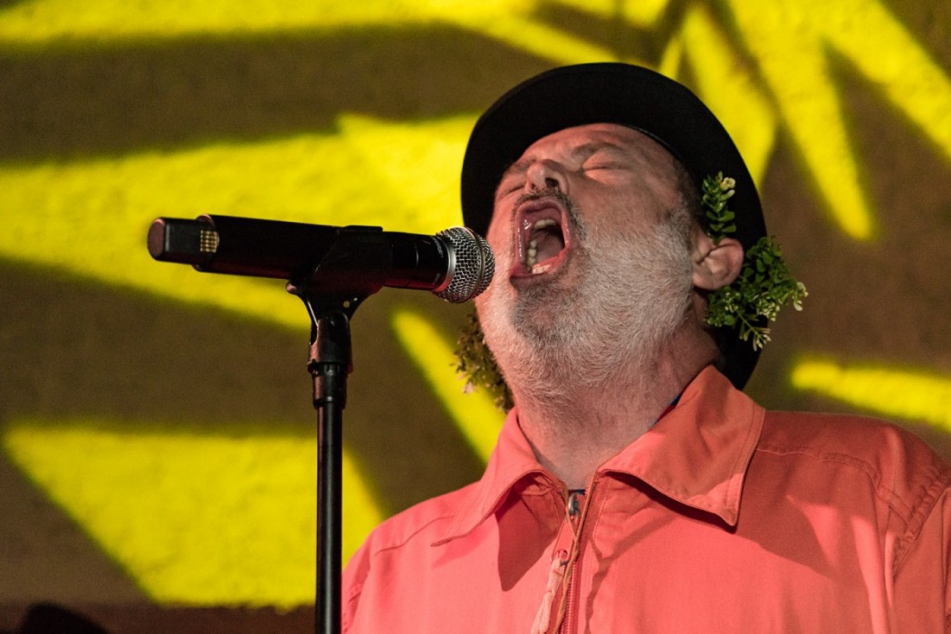 LOS TOREROS MUERTOS: Concierto de los Toreros Muertos en Sa Cova de S´Embat 2020, con Pablo Carbonell. - Luis Sergio Carrera, fotógrafo freelance Mallorca