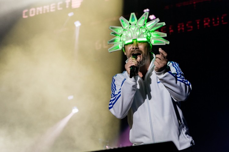 Fotos de Disco: JAMIROQUAI MALLORCA LIVE FESTIVAL 2019 - Luis Sergio Carrera, fotógrafo freelance Mallorca